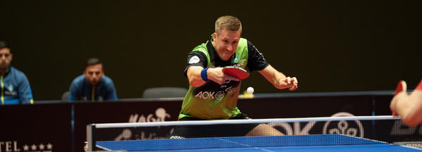 Bremen stay on track as Apolonia impresses